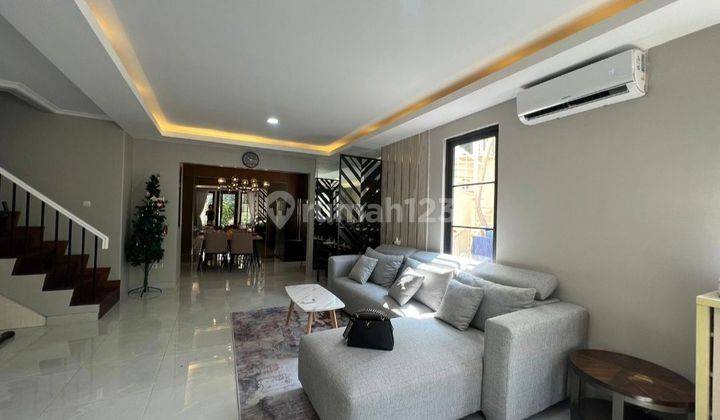 Rumah cantik Lippo karawaci 2 lantai full furnished siap Huni  1