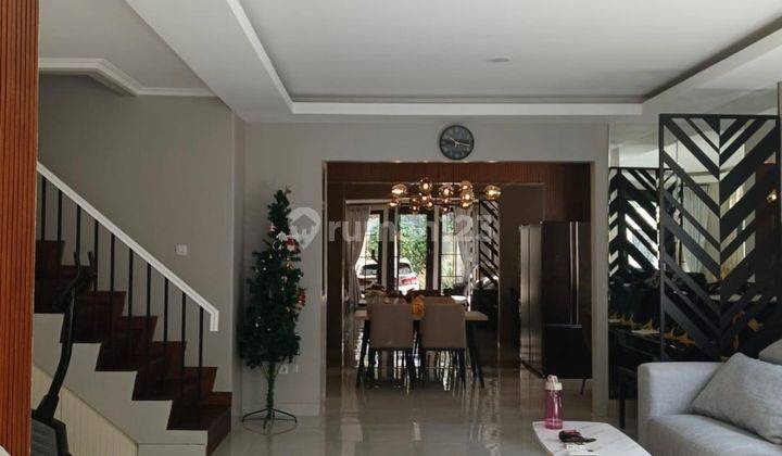 Rumah cantik Lippo karawaci 2 lantai full furnished siap Huni  2