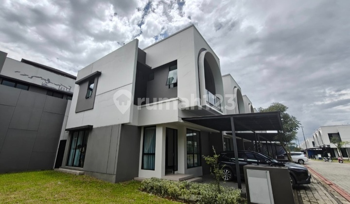 Rumah Baru Mewah Hiera Welton - Unit Pojok.smart Home Siap Huni.