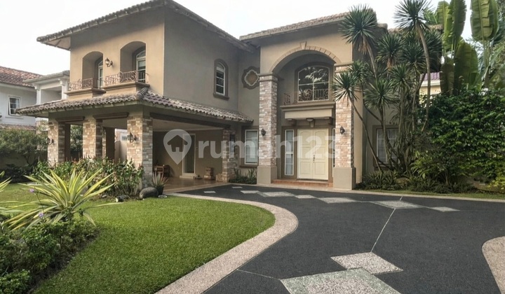 Rumah Mewah Hoek Boulevard Palem Raya Lippo Karawaci Siap Huni Rumah Mewah Hoek Boulevard Palem Raya Lippo Karawaci Siap Huni