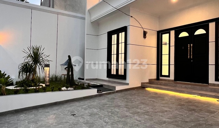 Brand New Modern House BSD Nusaloka Open Space Design