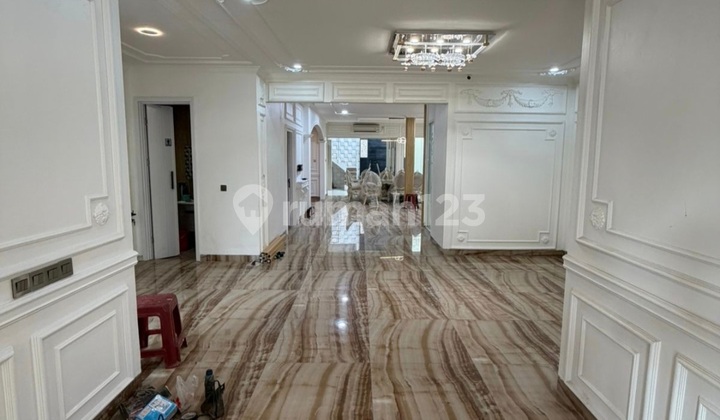 De Latinos Centro Havana Mewah Full Furnished Dekat Tol Siap Huni