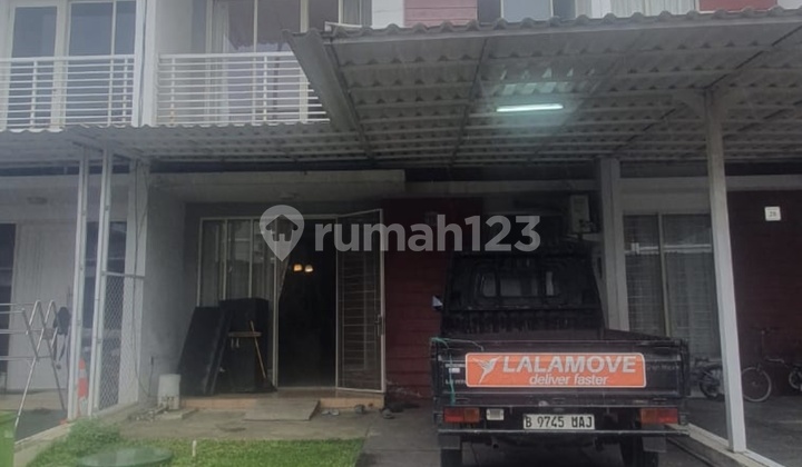 Residence One Red Sapphire - 2 Lantai, 3 Kamar, 4 Kamar Mandi