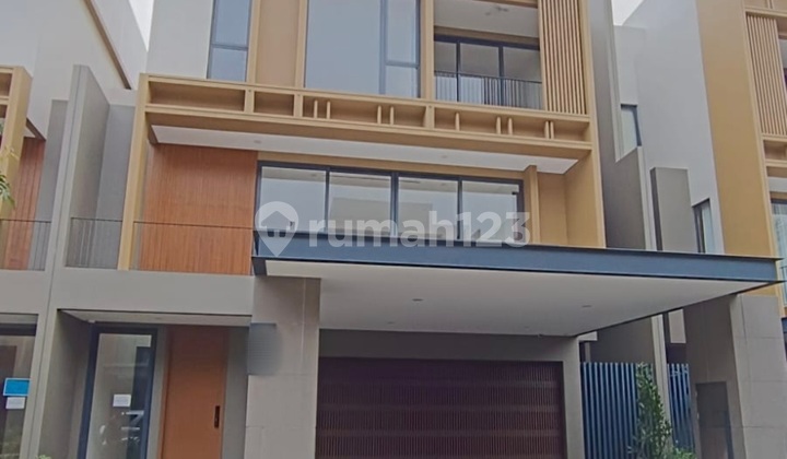 Enchante Luxury House Bsd With Elevator Spacious Best Location Bsd