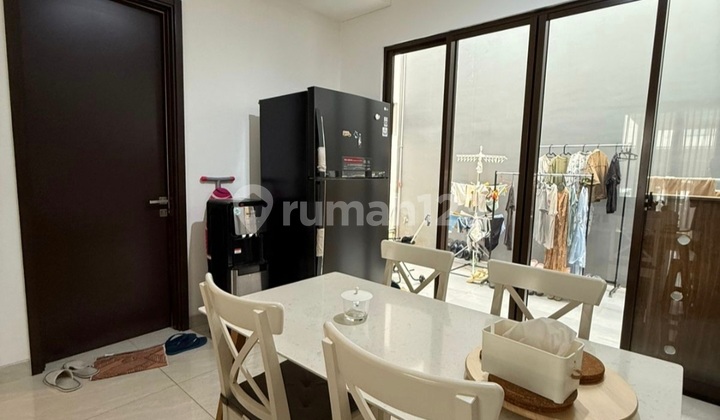 Mozia Amata Bsd Two-Story Hook Fully Furnished Ready to Occupy