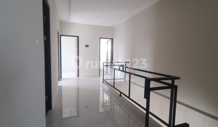 Melati Mas Hook Rumah Baru Mewah Siap Huni Dekat Jalan Raya  2