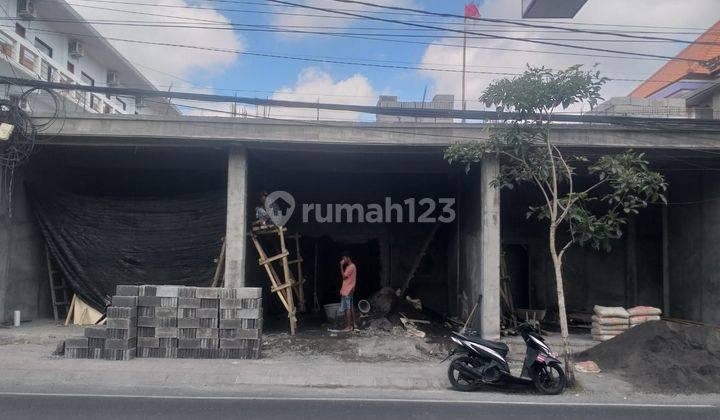 Strategic new shophouse for rent in Batu Bolong 2