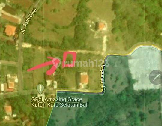 Selling land in Kutuh Nusa 2 price negotiable 1