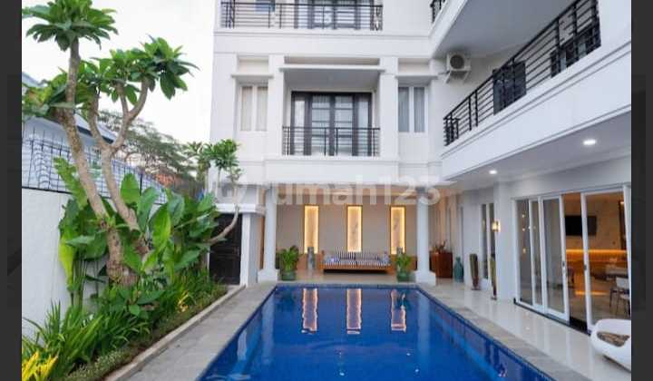 Luxury Villa Near Jimbaran Beach Very Special Luxury Villa Near Jimbaran Beach Very Special