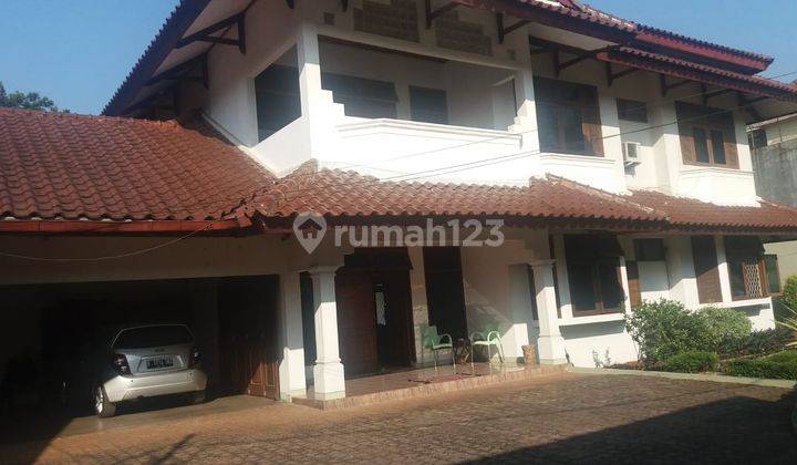 Rumah Bagus Dan Nyaman Di  Pondok Labu, 2 Lantai, Shm 1