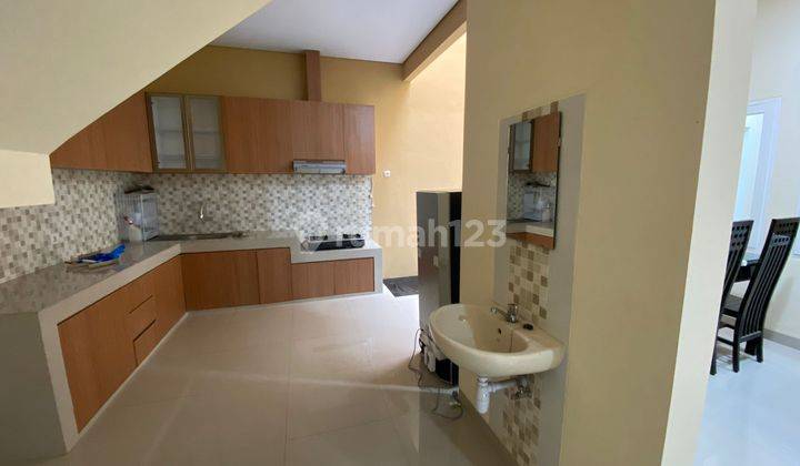 Disewakan Rumah Mewah ,full Furnish di Caman ,jati Bening, Kalimalang , Bekasi 1