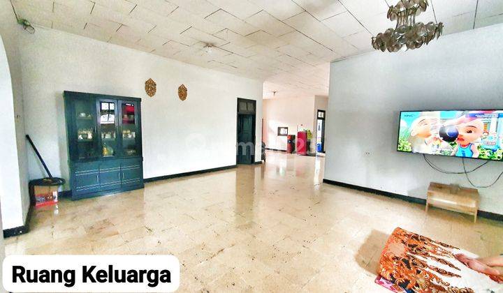 Rumah dan Tanah Luas dan Strategis di Jalan Raya Sukamekar Bekasi 2