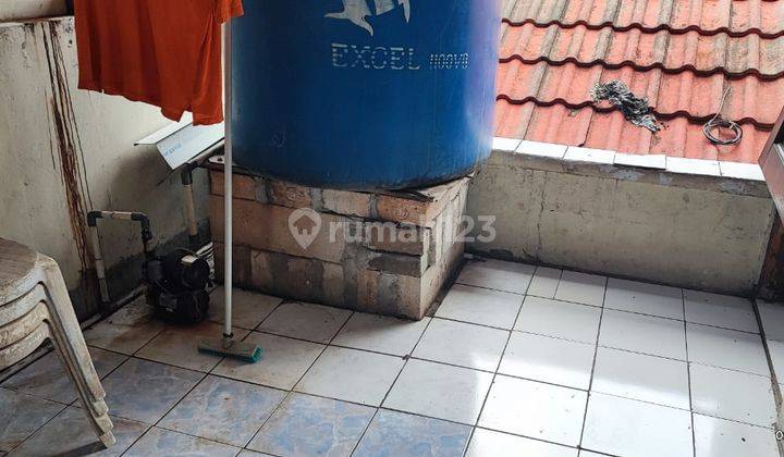 Rumah 2 Lantai Lokasi Strategis di Kayuringin Jaya Bekasi Selatan 2