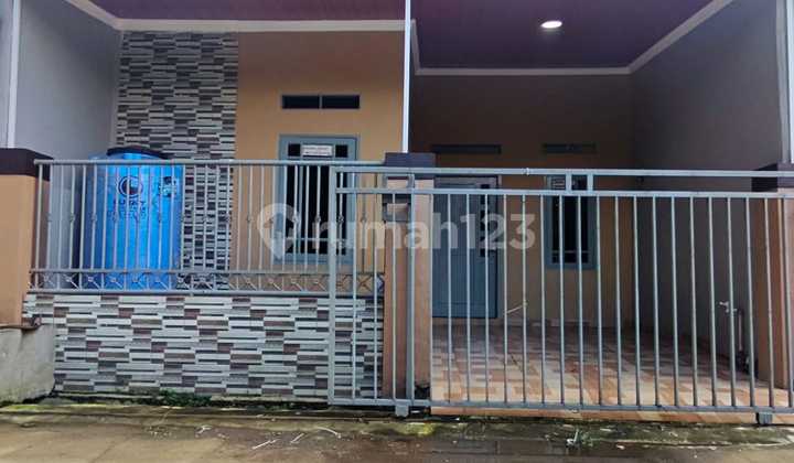 Rumah Baru SHM di Taman Harapan Baru Bekasi - 2 KT, Carport Harga 575 Juta Rumah Baru SHM di Taman Harapan Baru Bekasi - 2 KT, Carport Harga 575 Juta