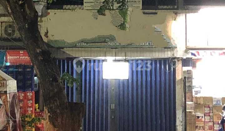Strategic Shop House Suitable for Business in Pondok Bambu, East Jakarta - Ready to Use