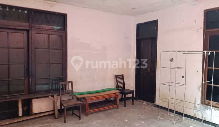 Rumah Dipusat Kota Menteng, Lokasi Strategis Jakarta Pusat 2