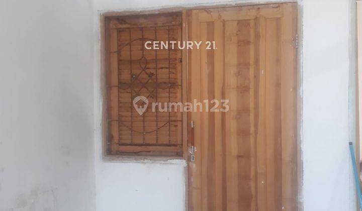 Rumah Hook Dan Bangunan Lama Layak Huni Di Komplek Cijambe Giri 2