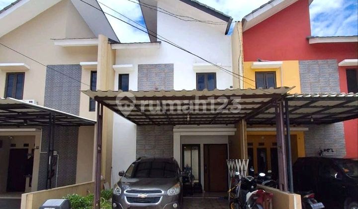For Sale 2-Story House in Cluster Near Galaxy in Jatiasih For Sale 2-Story House in Cluster Near Galaxy in Jatiasih