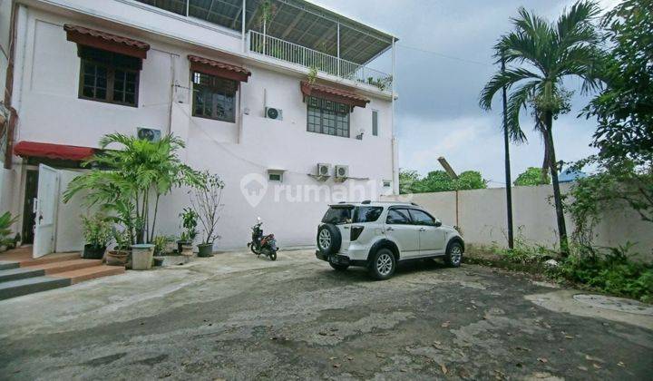 Rumah 3 LT, Private Pool Dlm Perumahan di Cipinang Jakarta Timur 1