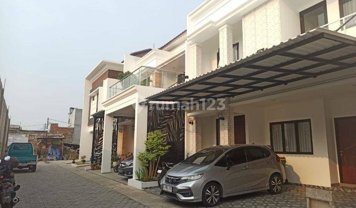 Rumah Baru Dalam Cluster Bisa Custom Desain & Fasad Di Rawamangun 2