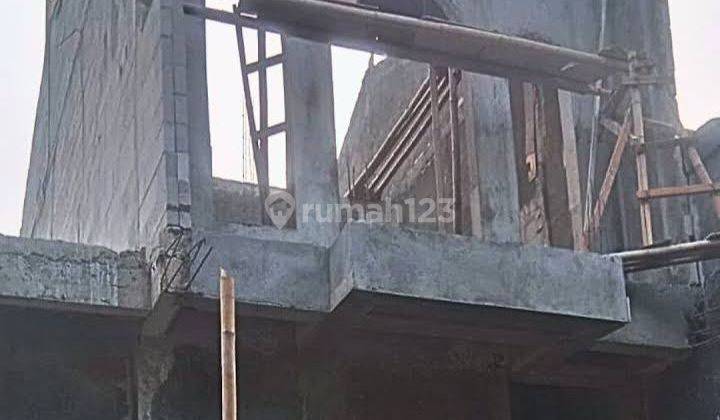 Rumah Baru 2 Lantai Termurah Dekat Ke Tol Jatiwaringin  Bekasi 2