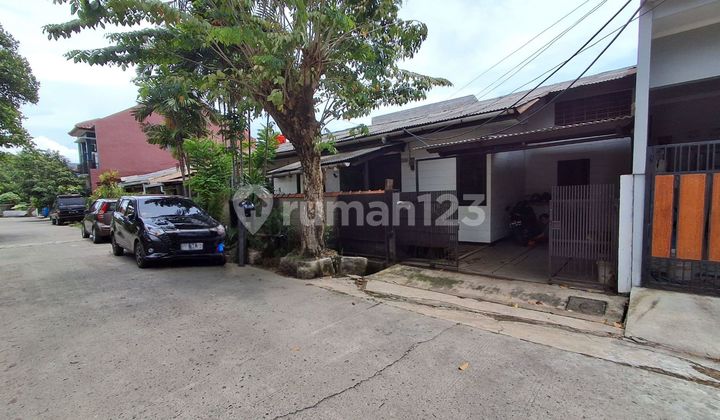 Dijual Rumah Luas Terawat Dalam Perum Dekat Tol Di Pondok Melati 2