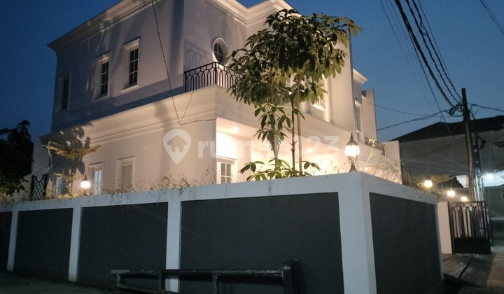 Rumah Baru American Classic Dekat Tol Dan Lrt Di Jatiwaringin Rumah Baru American Classic Dekat Tol Dan Lrt Di Jatiwaringin