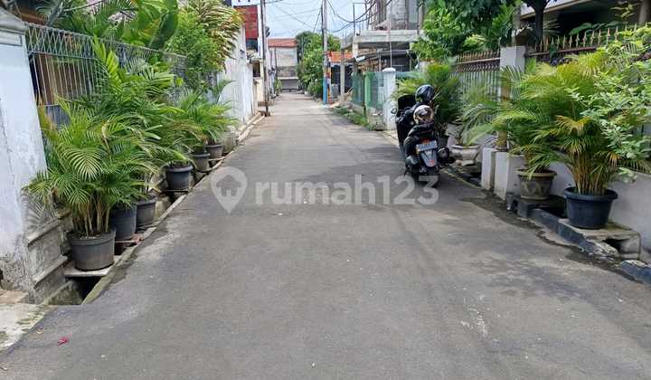 Jual Tanah Bonus Rumah di Perum Dekat Tol LRT di Pondok Gede 2