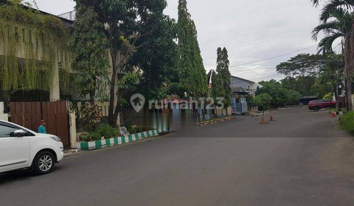 Rumah 2 Lantai Di Bulevard Hijau Harapan Indah 2