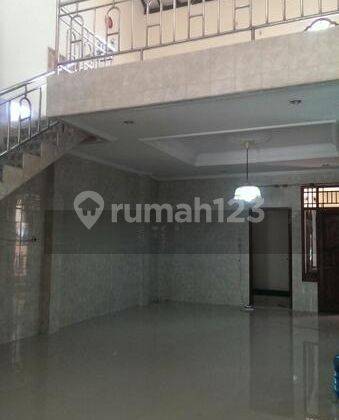Rumah di Cawang Jakarta Timur 6