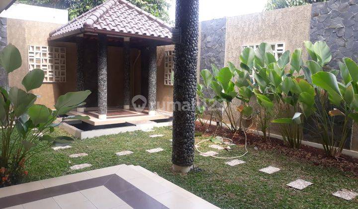 Rumah 2 Lantai Siap Huni di Jakarta Selatan 9