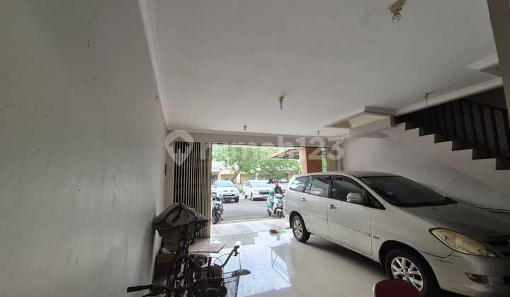 Ground Floor Shop House in Harapan Indah, Bekasi 2