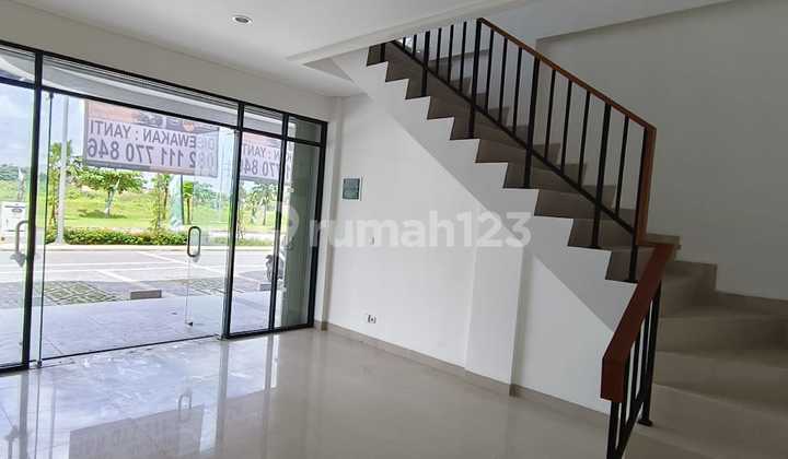 Ruko Suitable for Office and Retail Business in Harapan Indah 2