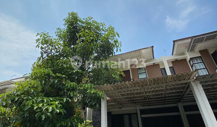 Flood-Free Furnished Cluster Home in Harapan Indah Bekasi