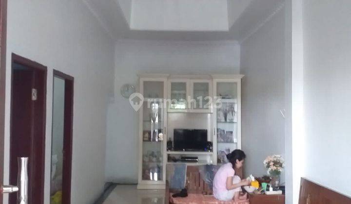 Dijual  Rumah di Jl telkom gang manggis, Padurenan Bekasi 5
