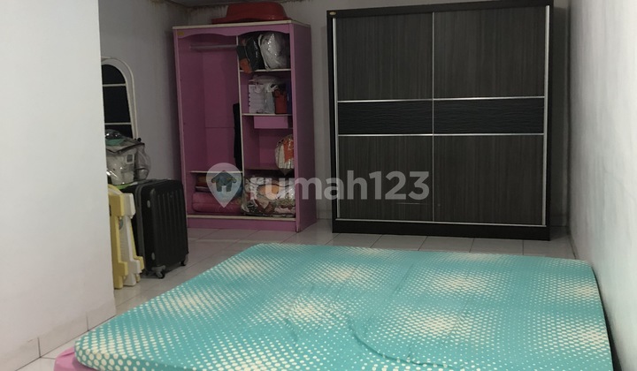 RUMAH SIAP HUNI TITI KUNING Rumah Bagus 3 Lantai SHM - Sertifikat Hak Milik Furnished di Jalan Berlian Sari  , Johor