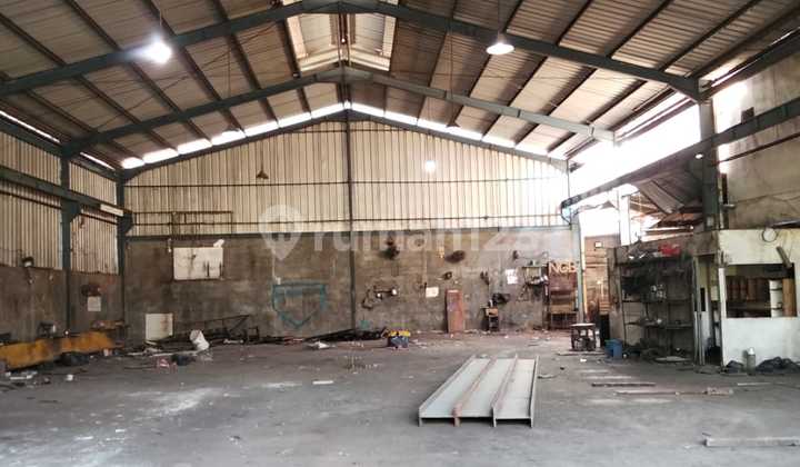 Gudang Siap Pakai di Narogong, Kota Bekasi