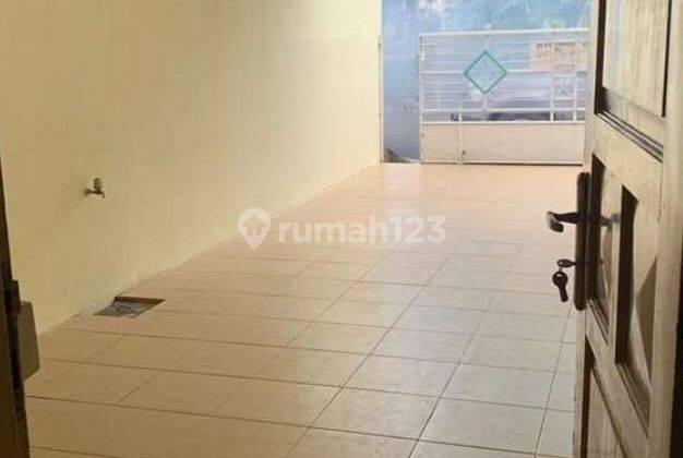 Disewakan Rumah 2 Lantai di Vila Galaxy, Bekasi 2