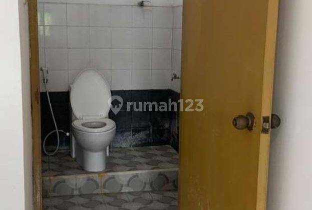 Disewakan Rumah 2 Lantai di Vila Galaxy, Bekasi 5