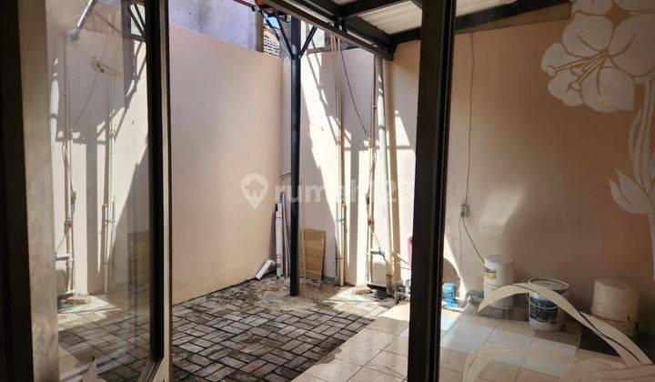 Disewakan Rumah Rapi Siap Huni Taman Galaxy Bekasi Selatan  5