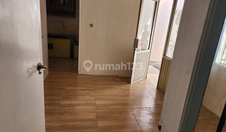 Disewakan Rumah Rapi Siap Huni Taman Galaxy Bekasi Selatan  6