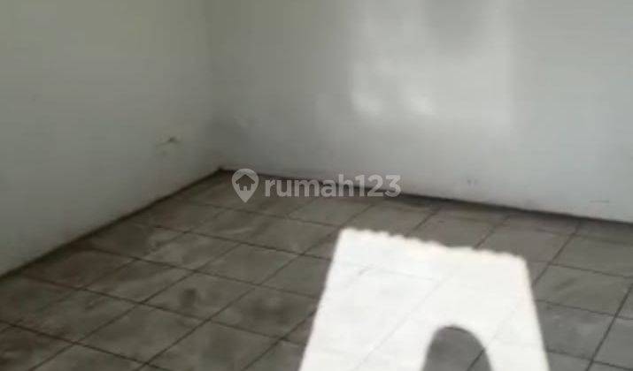 Disewakan Ruko 2.5 Lantai di Ratna Jatibening 3