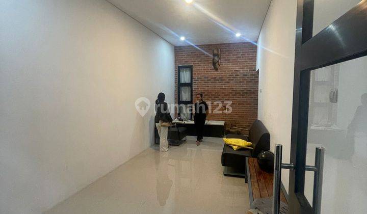 Dijual Cepat Rumah Cantik 2 Lantai Diperumnas Bekasi Selatan 2