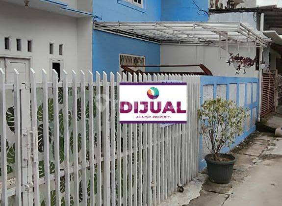 Dijual Rumah Besar 2lantai Pinggir Jalan Utama Dalam Perumahan 2