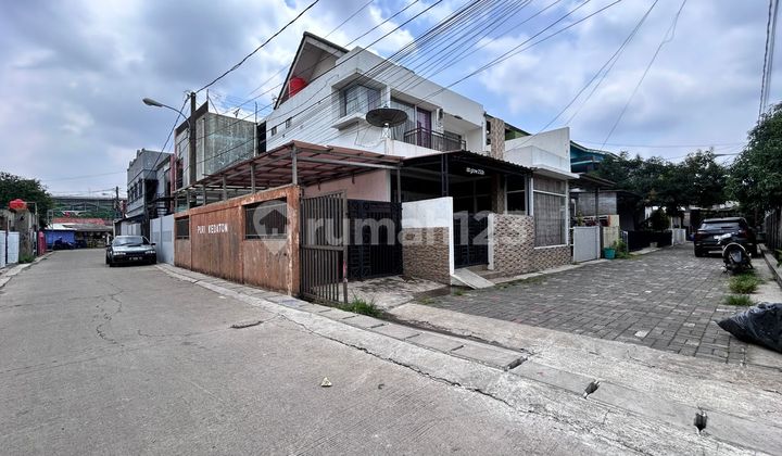 Dijual Rumah di  pekayon jaya bekasi selatan