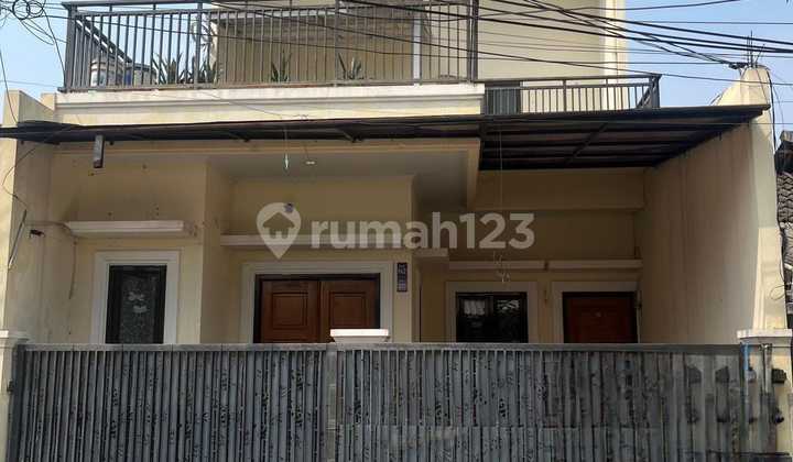 Dijual Cepat  Rumah Pribadi 2 Lantai Siap Huni Strategis
