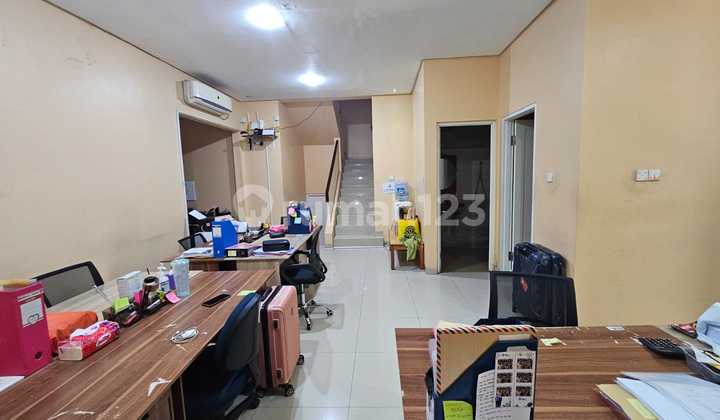 Disewakan Rumah 2 lantai dalam cluster di grand galaxy city,bekasi selatan 2