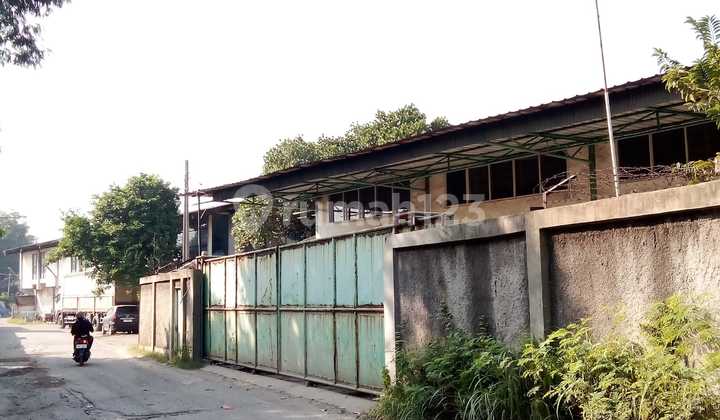 Warehouse for sale in Cakung, East Jakarta Warehouse for sale in Cakung, East Jakarta