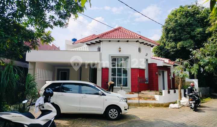 Jual Murah, rumah Bagus siap renov  Di Perumahan Persada Kemala, Bekasi Barat 2