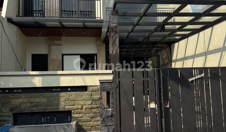 Dijual Rumah 2 Lantai Dalam Cluster Harapan Indah Bekasi 1